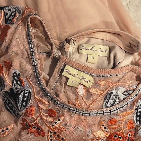 🍒NWT🍒 FROCK & FRILL EMBELLISHED BLUSH DRESS - Picture 5 of 6